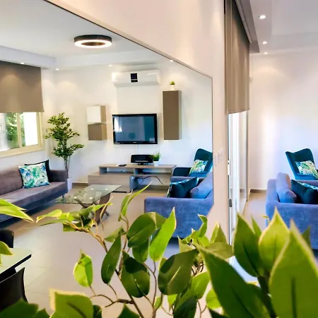 Mediterranea Villa *